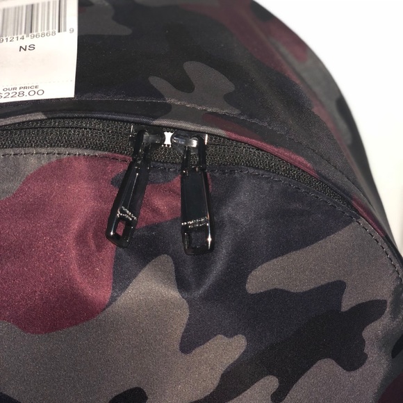 Michael Kors Kent Unisex Backpack - Picture 6 of 8